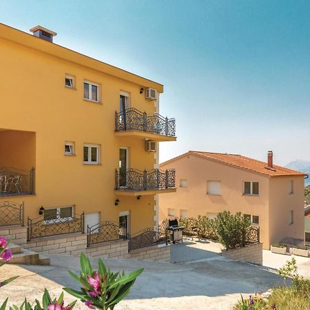Beautiful Apartment In Krvavica With Kitchen Exterior foto